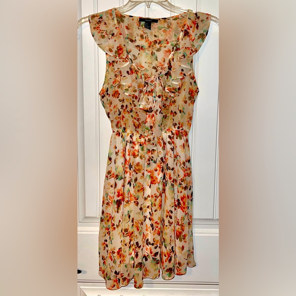 Forever 21 - Lined Floral Sleeveless Dress